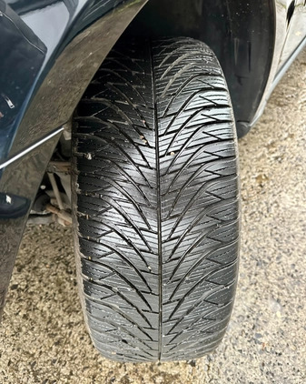 Mercedes-Benz ML cena 39999 przebieg: 279300, rok produkcji 2006 z Szczecin małe 497